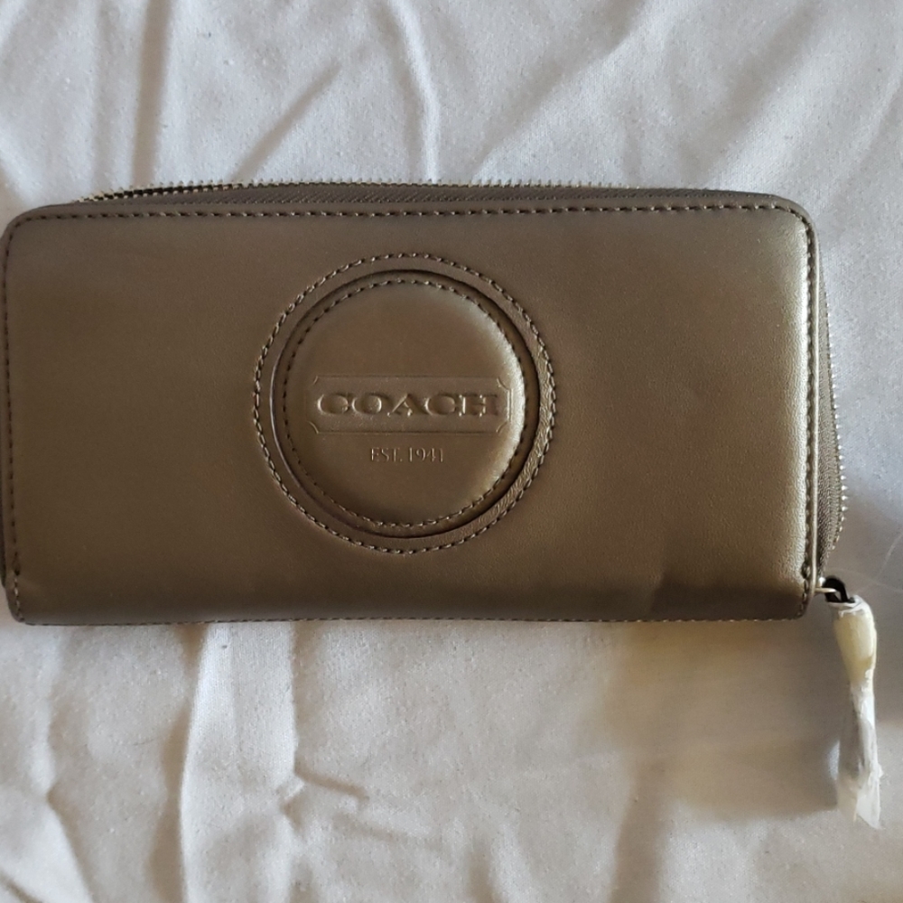Coach wallet
